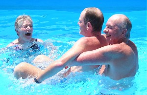 Sjov i poolen på "La Garganta" (juni 2005)