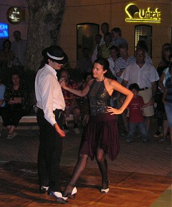 Argentinsk tango på gadeplan !!